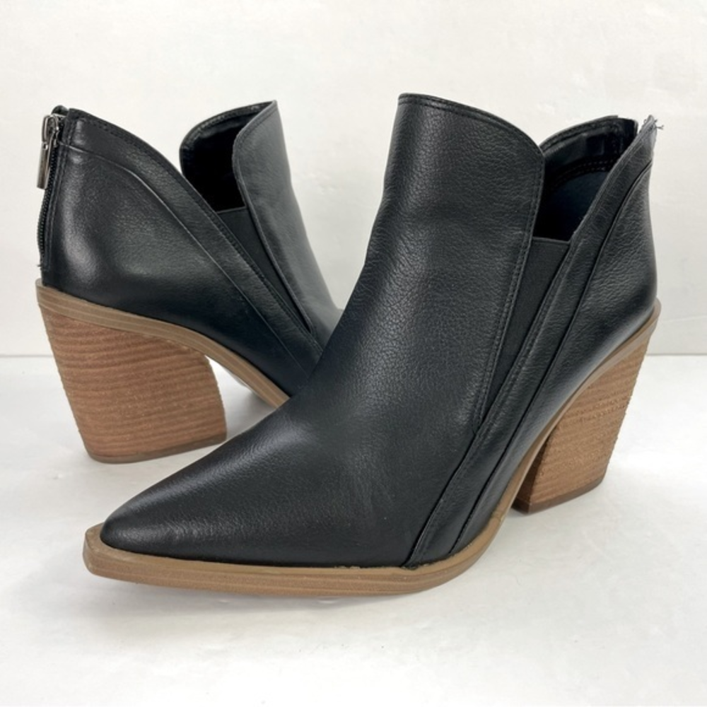 VINCE CAMUTO GRADINA POINT TOE BLOCK HEEL‎ BOOTIE IN BLACK LEATHER 8.5